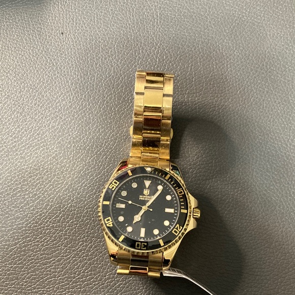 Montres Prestige Men's Watch - 42mm, Gold (MPW-0085) - Picture 7 of 7